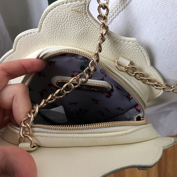 🎀HP🎀☕️ Betsey Johnson “Le Bistro” Latte Bag☕️ - Picture 5 of 5